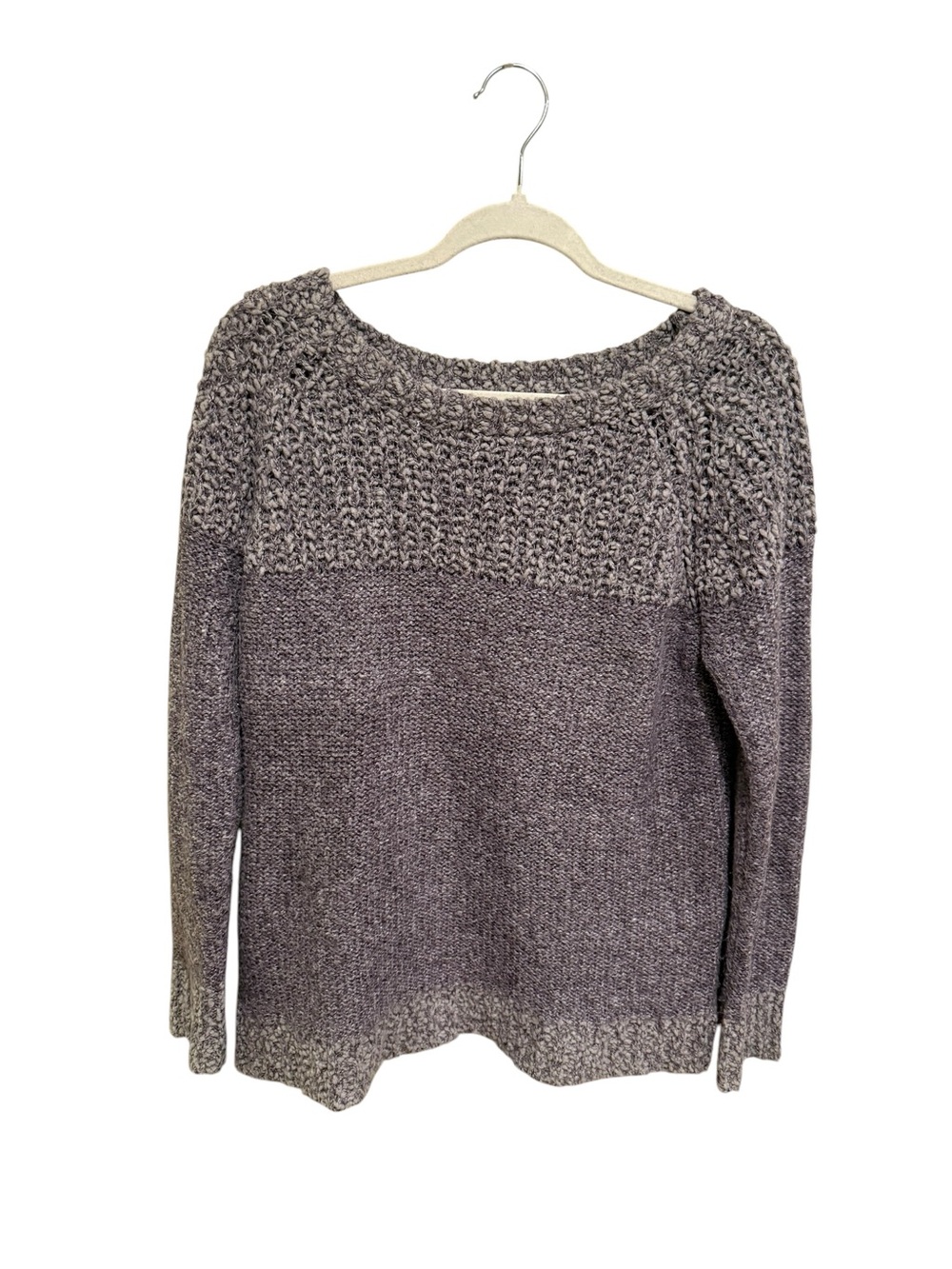 Fate Two-Tone Grey/Lavender Scoop Neck Knit Sweater - Size Large